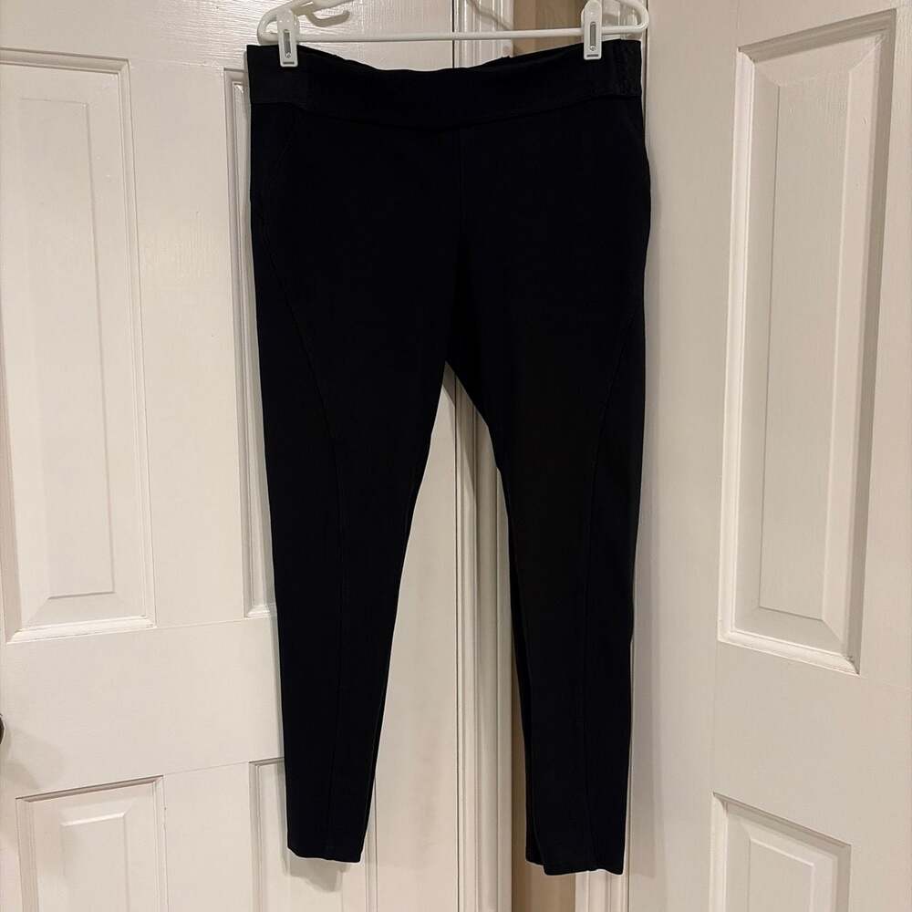 Simply Vera Vera Wang Women's Black Ponte Knit Pull-On Ankle Pants